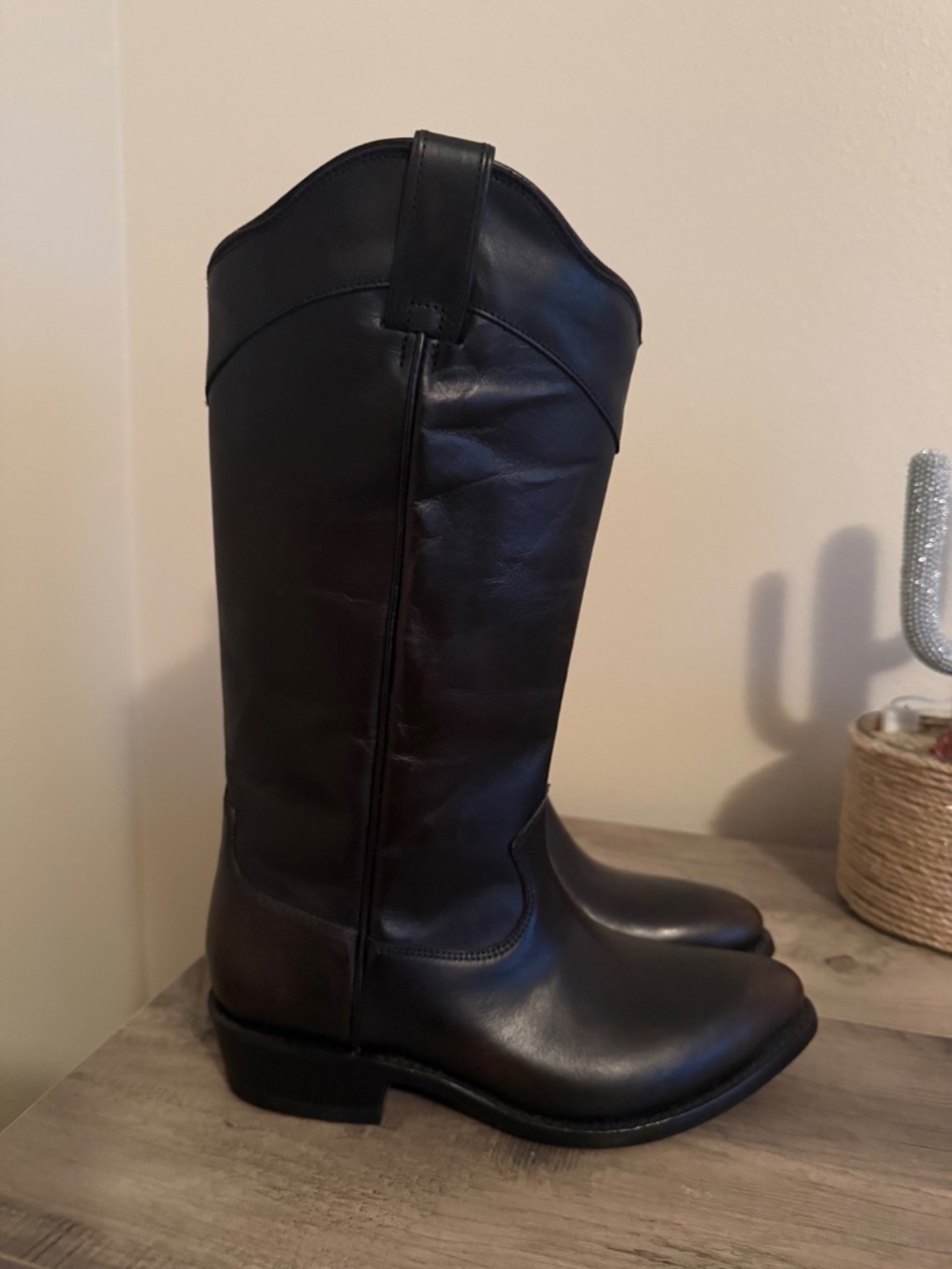 Frye Billy pull on western boots - Picture 2 of 8